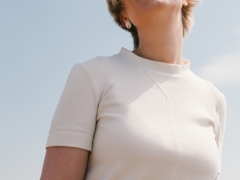 Gwyneth-Herbert-Hastings-Rocks-2